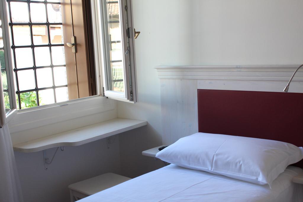 Hotel Albergo Al Sole Malo (Vicenza) Quarto foto